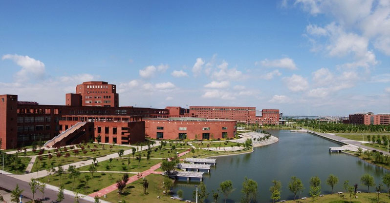 江西師范大學旭潔洗地機客戶案例-<a href=http://m.fulhamtarts.com target=_blank class=infotextkey>洗地機生產廠</a>家